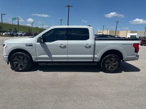 Used 2024 Ford F150 Lightning Flash AWD/4WD image 2