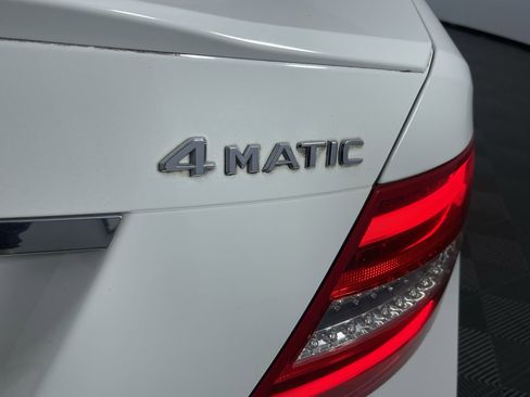 Used 2012 Mercedes-Benz C 300 4MATIC Sedan image 24