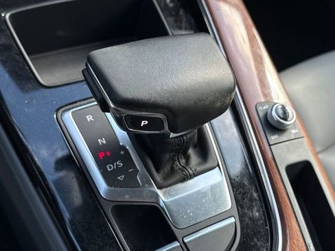 Used 2023 Audi A4 2.0T Premium w/ Convenience Package image 25