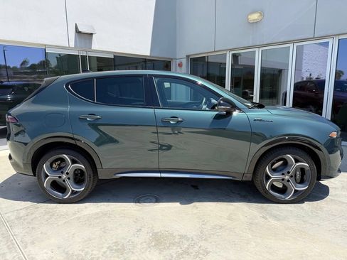 New 2026 Alfa Romeo Tonale w/ Active Assist Package AWD/4WD image 2