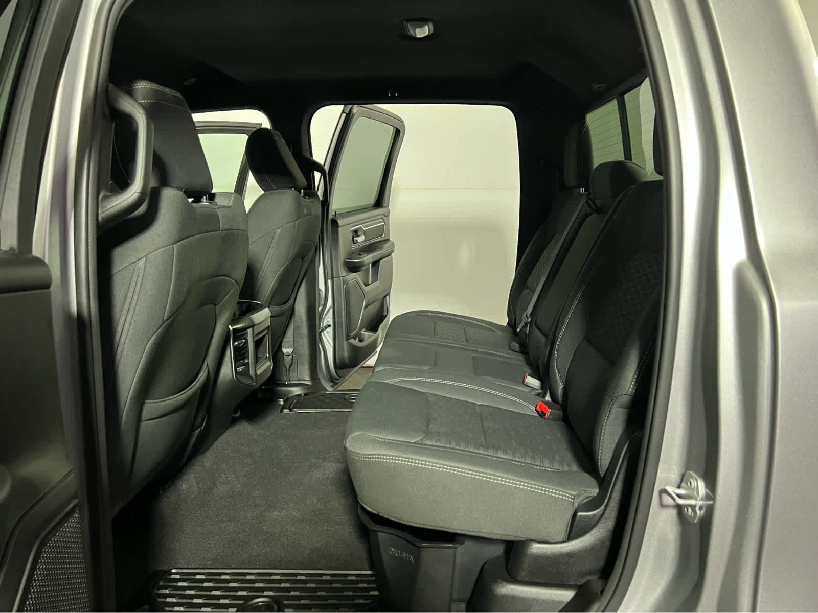 Used 2025 RAM 1500 Big Horn AWD/4WD image 22