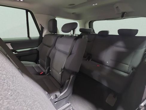 Certified 2025 Ford Expedition Active AWD/4WD image 30