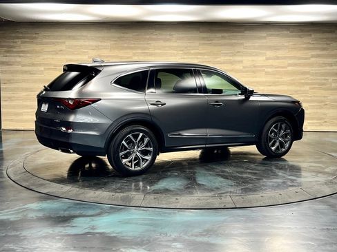 Used 2024 Acura MDX w/ Technology Package AWD/4WD image 12