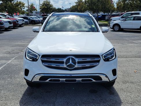 Used 2022 Mercedes-Benz GLC 300 image 2
