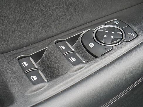 Used 2024 Ford Edge SEL w/ Convenience Package image 25