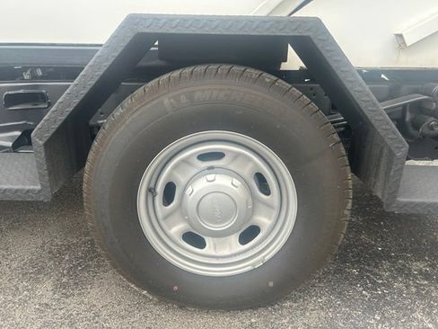 Used 2023 Ford F250 XL RWD image 47