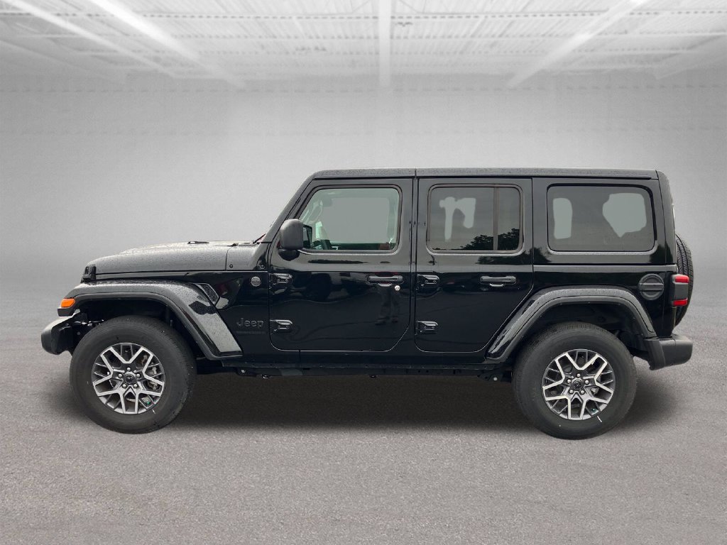 Used 2026 Jeep Wrangler Unlimited Sahara AWD/4WD image 9
