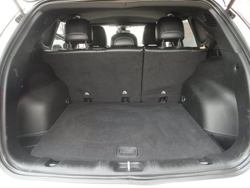 Used 2023 Jeep Compass Trailhawk AWD/4WD image 13