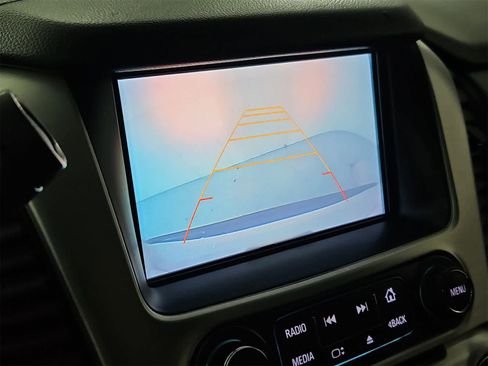 Used 2017 GMC Yukon XL SLE w/ HD Trailering Package image 29