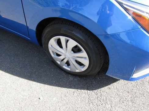 Used 2023 Nissan Versa S image 37