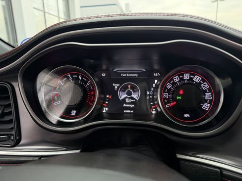 Used 2020 Dodge Challenger R/T w/ Plus Package image 32