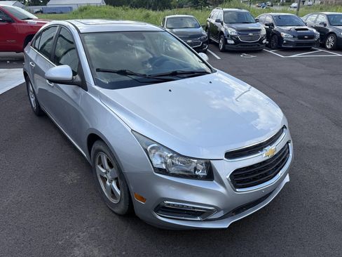 Used 2015 Chevrolet Cruze LT w/ Sun And Sound Package image 3