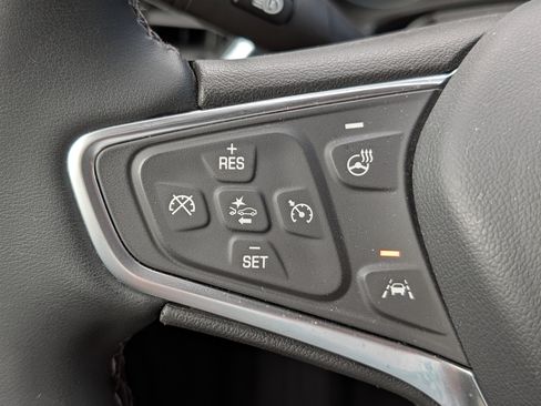 Used 2023 Chevrolet Equinox LT AWD/4WD image 25