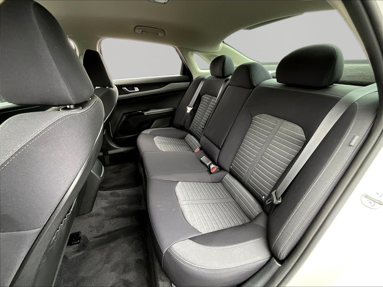 New 2026 Kia K5 LXS FWD image 17