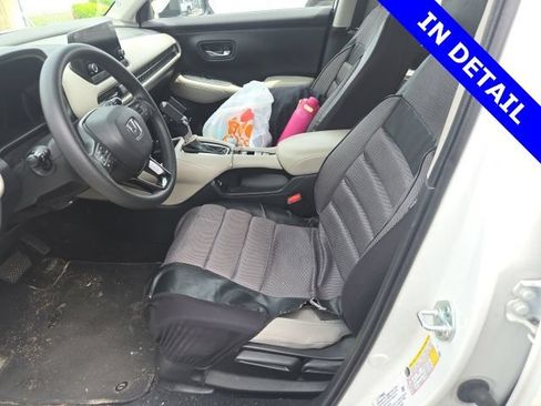 Certified 2023 Honda HR-V LX image 7