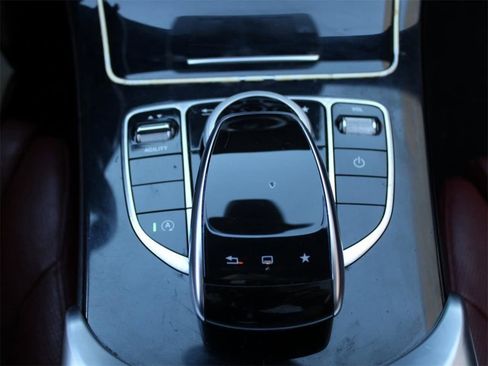 Used 2015 Mercedes-Benz C 300 4MATIC Sedan image 19