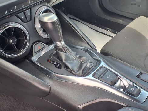 Used 2023 Chevrolet Camaro LT RWD image 13