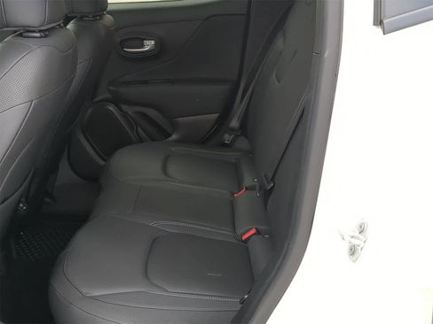 Used 2023 Jeep Renegade Limited image 26