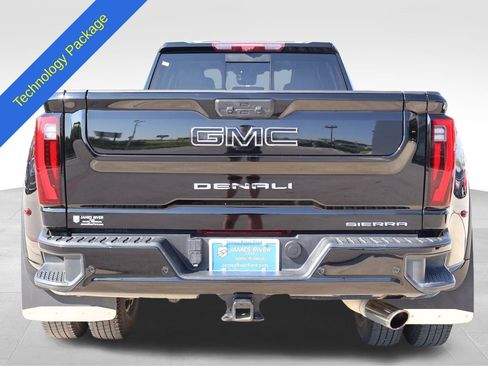Used 2024 GMC Sierra 3500 Denali w/ Denali Reserve Package AWD/4WD image 4