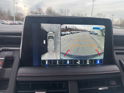 Used 2023 Chevrolet Suburban RST w/ Sport Performance Package image 20