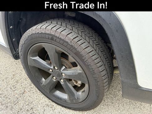 Used 2022 Jeep Grand Cherokee L Laredo AWD/4WD image 6