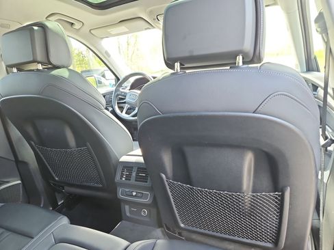 Used 2024 Audi Q5 2.0T Premium Plus AWD/4WD image 18