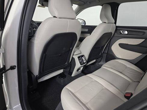 Certified 2023 Volvo XC40 B5 Plus w/ Driver Assist Package image 13