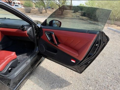 Used 2020 Nissan GT-R Premium w/ Premium Interior Package AWD/4WD image 12