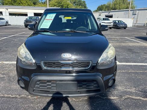 Used 2012 Kia Soul + FWD image 2
