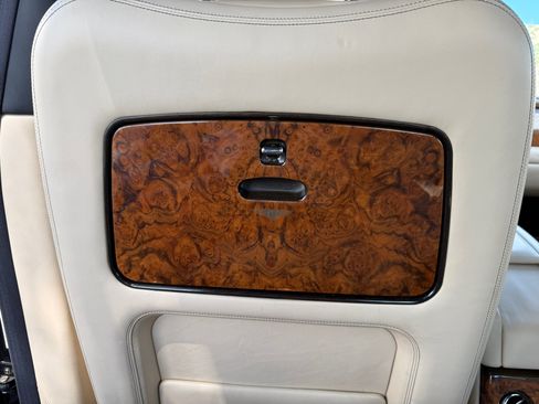 Used 2004 Bentley Arnage T image 21