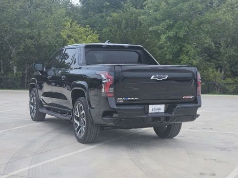 New 2024 Chevrolet Silverado EV RST AWD/4WD image 5