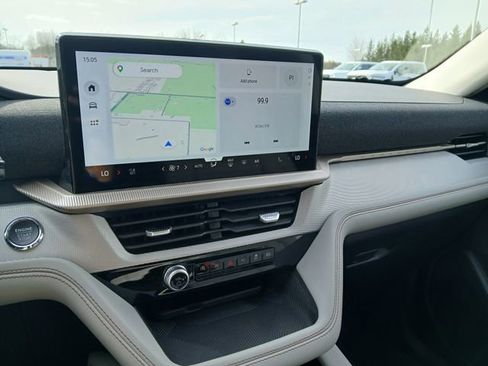 New 2026 Ford Explorer Active AWD/4WD image 17