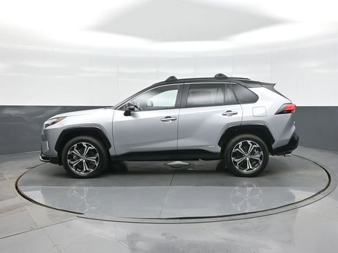 Certified 2025 Toyota RAV4 XSE image 4