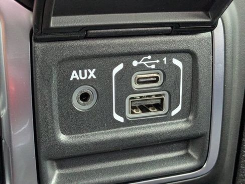 New 2026 Jeep Gladiator Rubicon w/ Safety Group AWD/4WD image 22