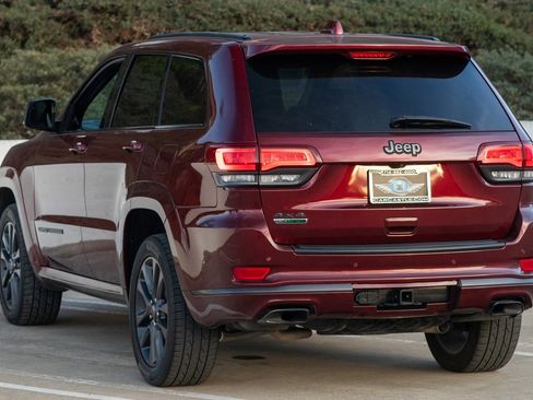 Used 2018 Jeep Grand Cherokee High Altitude image 9
