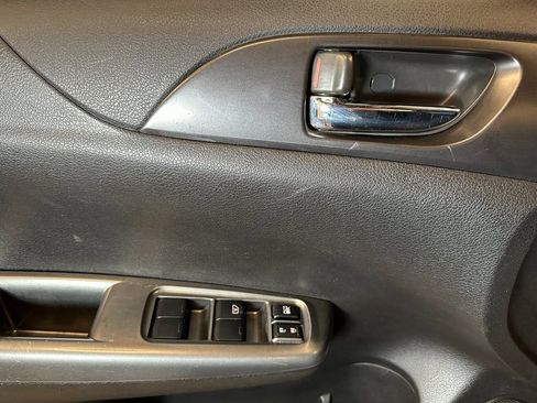 Used 2011 Subaru Impreza WRX Premium image 18