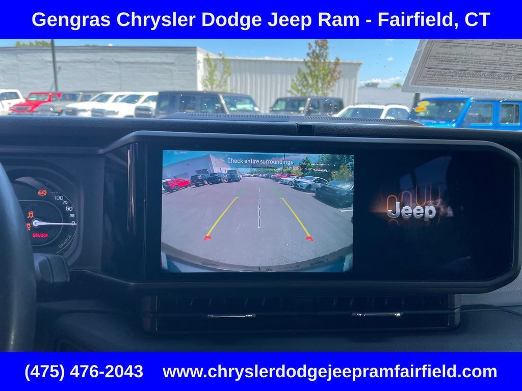 Certified 2024 Jeep Wrangler Unlimited w/ Convenience Group AWD/4WD image 52