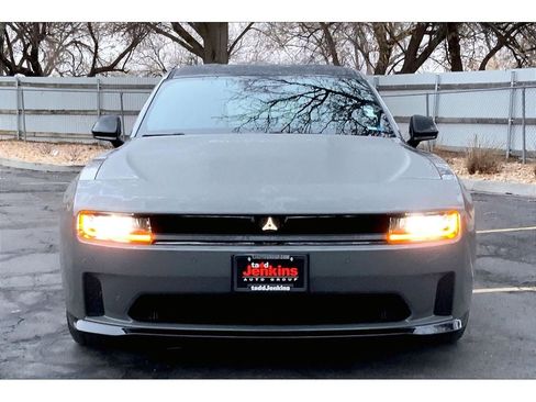 Used 2025 Dodge Charger R/T w/ Quick Order Package 25M R/T image 3