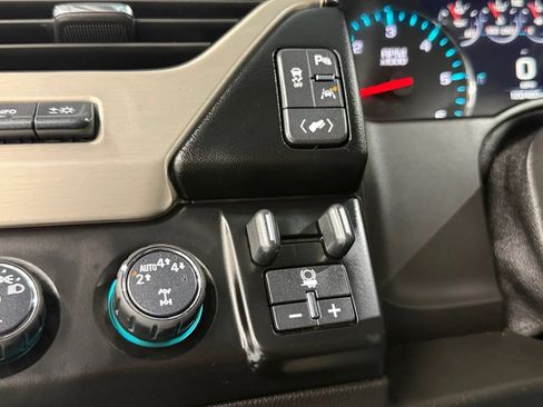 Used 2020 GMC Yukon XL Denali w/ Open Road Package AWD/4WD image 30