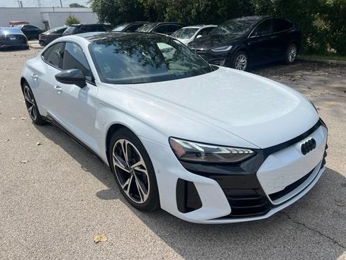 Used 2024 Audi e-tron GT Prestige AWD/4WD image 4