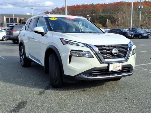 Certified 2023 Nissan Rogue SL w/ SL Premium Package image 3