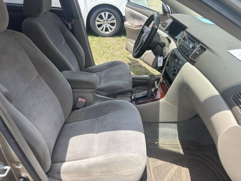 Used 2006 Toyota Corolla LE FWD image 12