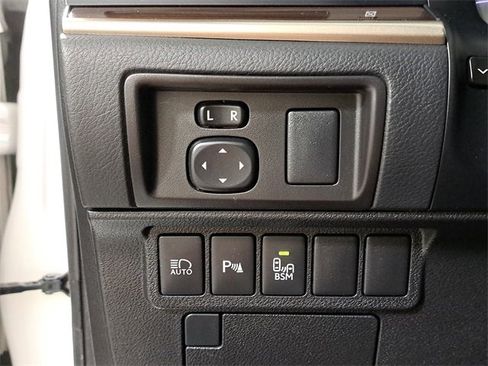 Used 2018 Lexus ES 350 image 24