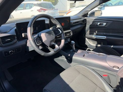 Used 2024 Ford Mustang Coupe RWD image 5