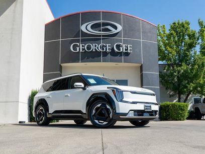 Certified 2024 Kia EV9 Land