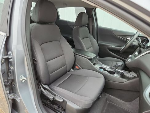 Used 2023 Chevrolet Malibu LT FWD image 15