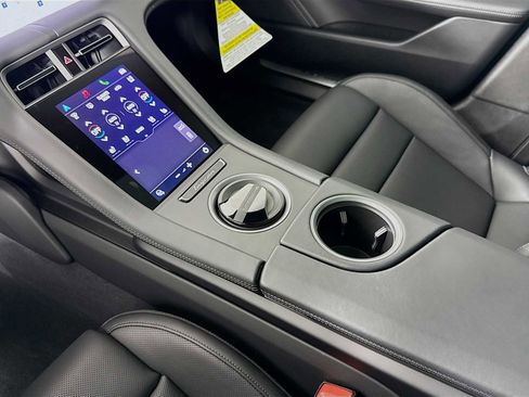 New 2026 Porsche Taycan image 20