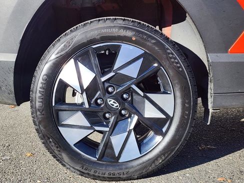 Used 2025 Hyundai Kona SEL image 7