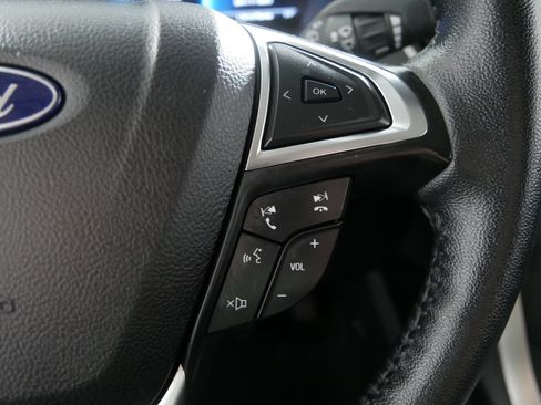 Used 2024 Ford Edge SEL image 28