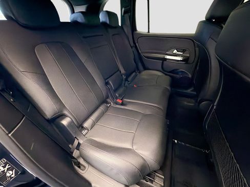 Used 2023 Mercedes-Benz GLB 250 w/ Premium Package image 14